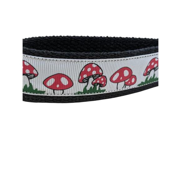 Mushroom‎ Keychain Wristlet Handmade Fabric Key FOB  Red Dotted Boho Bag Charm - Picture 7 of 7
